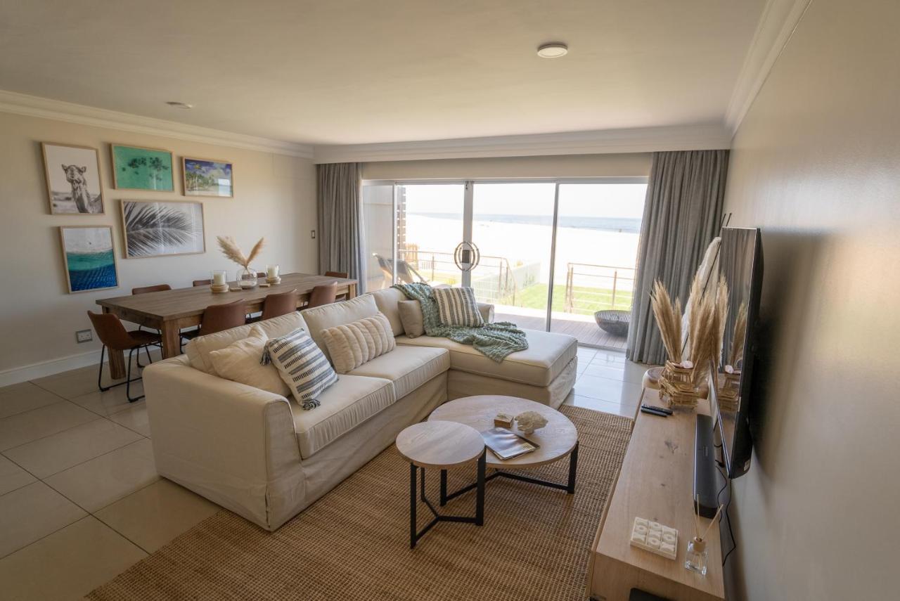 Deja Blue Beachfront Villa, Newly Renovated Langstrand Buitenkant foto